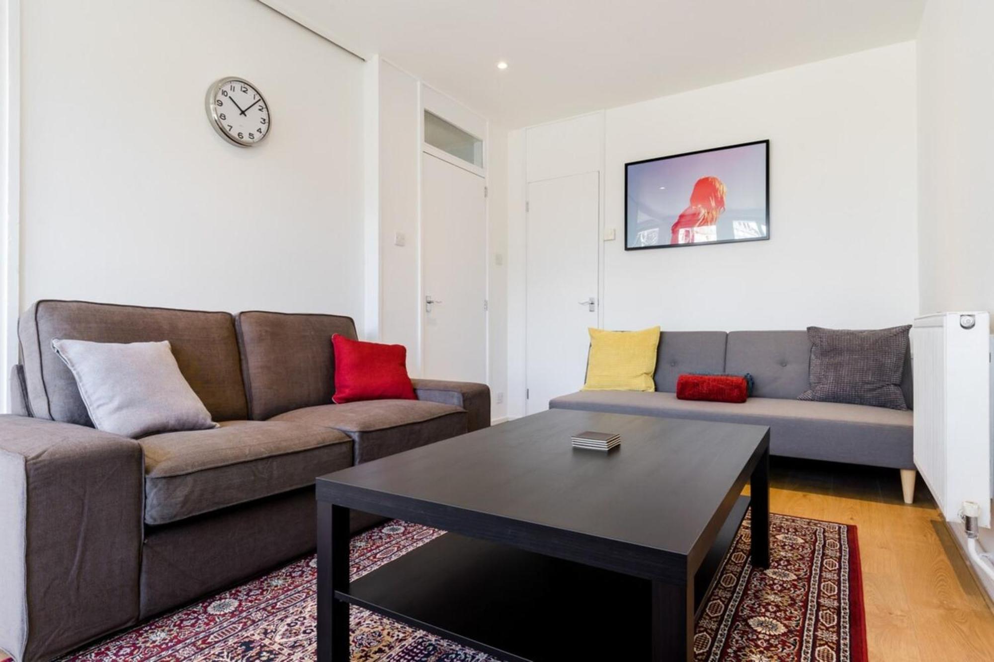 Cosy 4 Bed In London- Sleeps 8 Appartamento *