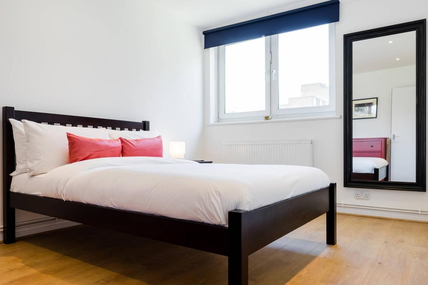 Appartamento Cosy 4 Bed In London- Sleeps 8 *